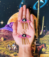 Load image into Gallery viewer, Greetings Earthlings! - Pink UFO (Long Tassels)