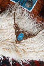 Load image into Gallery viewer, Burnt Orange Knotted Necklace With Labradorite Stone