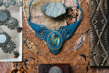 Load image into Gallery viewer, Sky Blue Knotted Necklace With Labradorite Gemstone