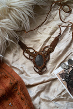 Load image into Gallery viewer, Copper Knotted Necklace with Labradorite Stone