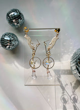 Load image into Gallery viewer, Diamond drops | Ear Cuff Hand Earrings White

