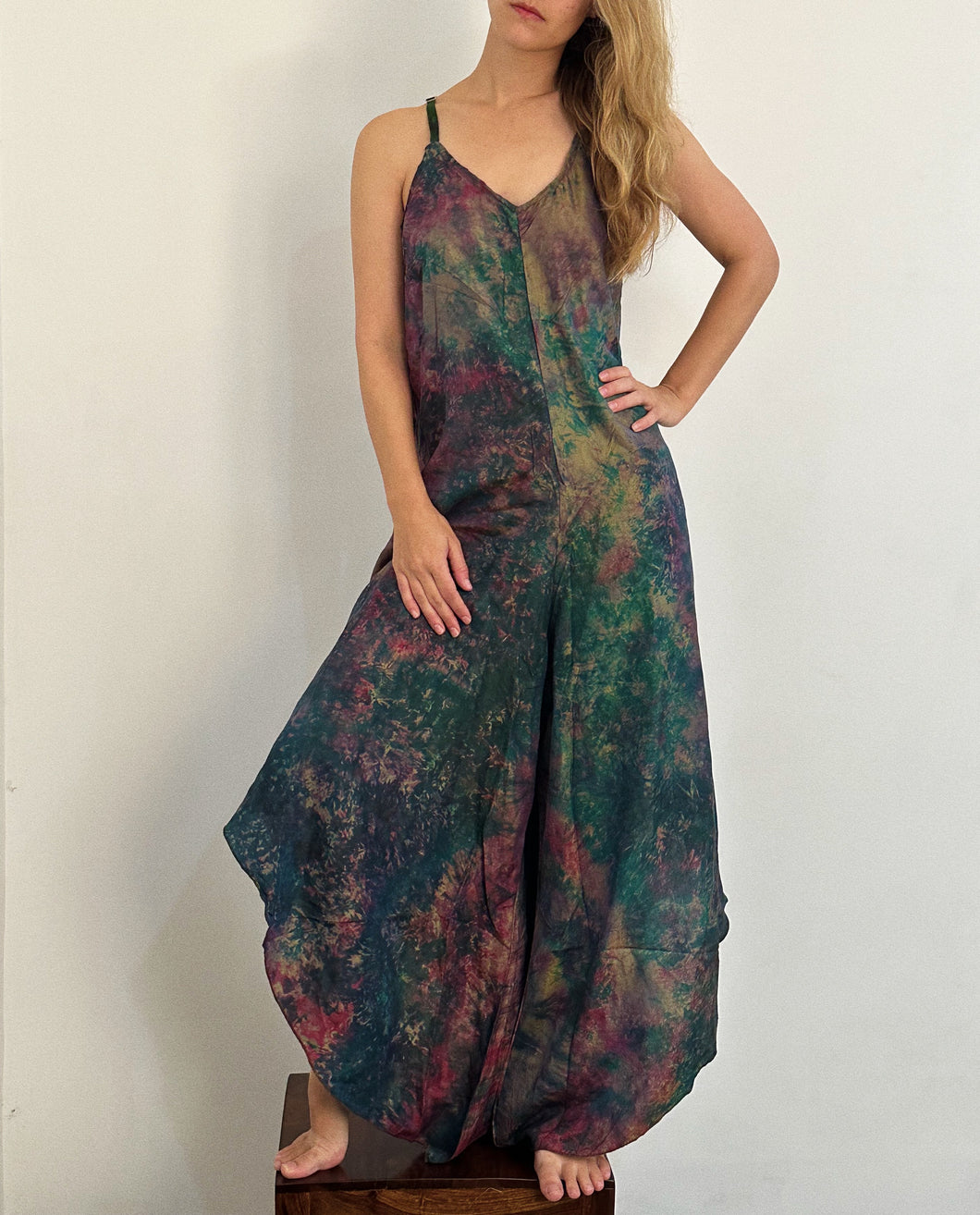 Funky Silk Jumper | Dyed Fabric Made From Up-Cycled Silk Saree From India | J1