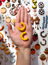 Load image into Gallery viewer, Baby Hoops | Limoncello
